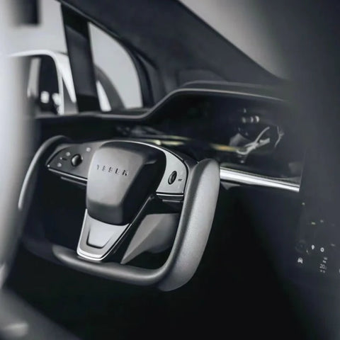 tesla plaid yoke steering wheel